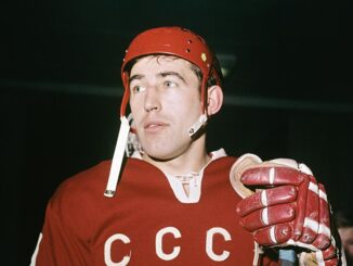 Анатолий Фирсов - легендарный советский хоккеист